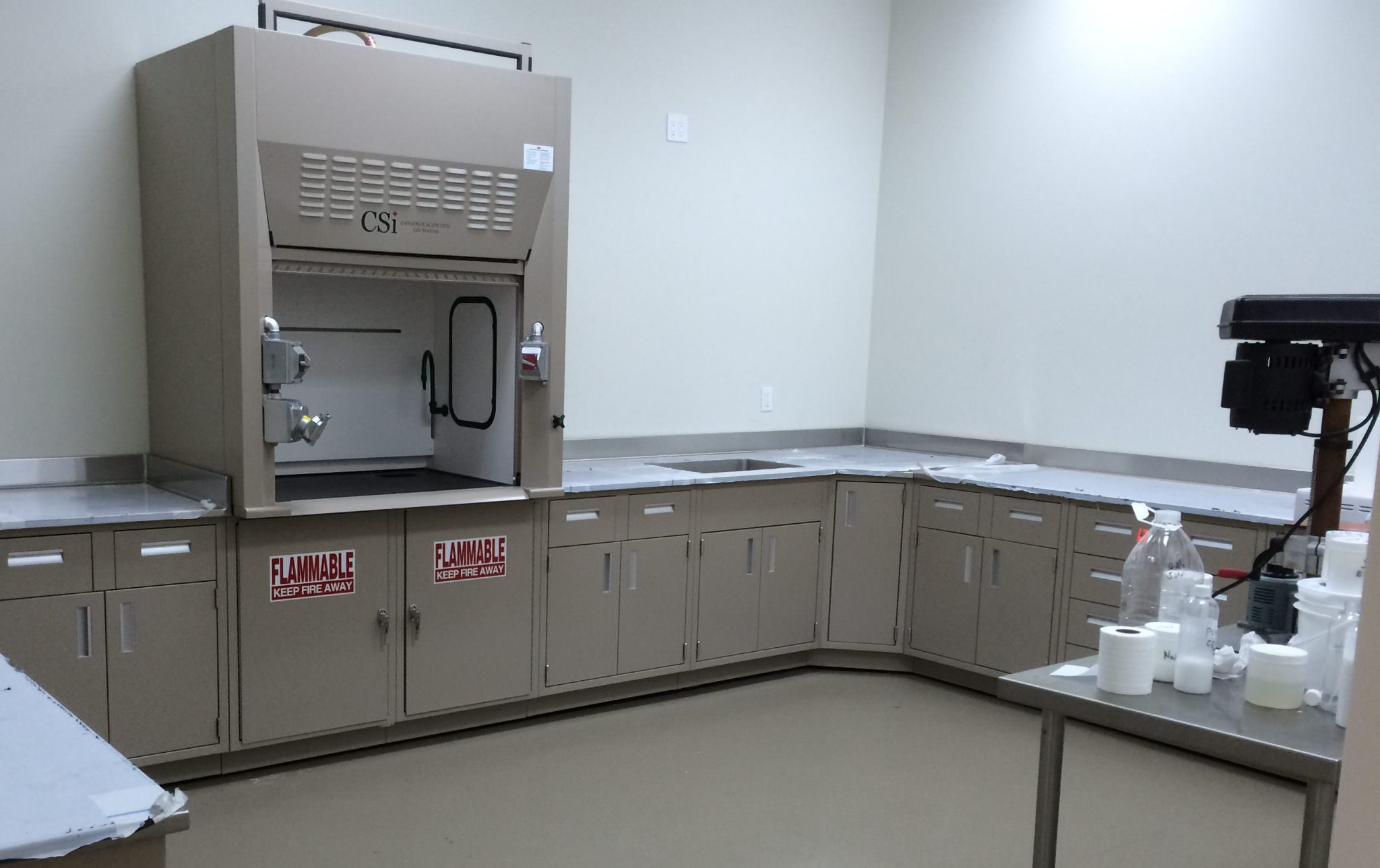 High Performance Fume Hoods Canadian Scientific