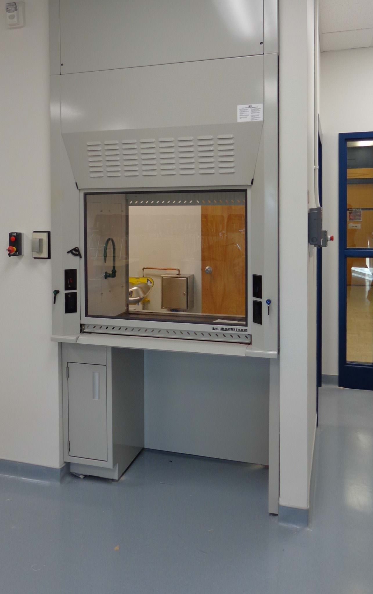 Pass Through Fume Hoods Canadian Scientific